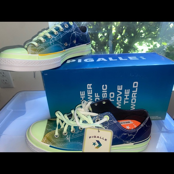 Exclusive PIGALLE X Converse Chuck 70 low cut - Picture 3 of 9